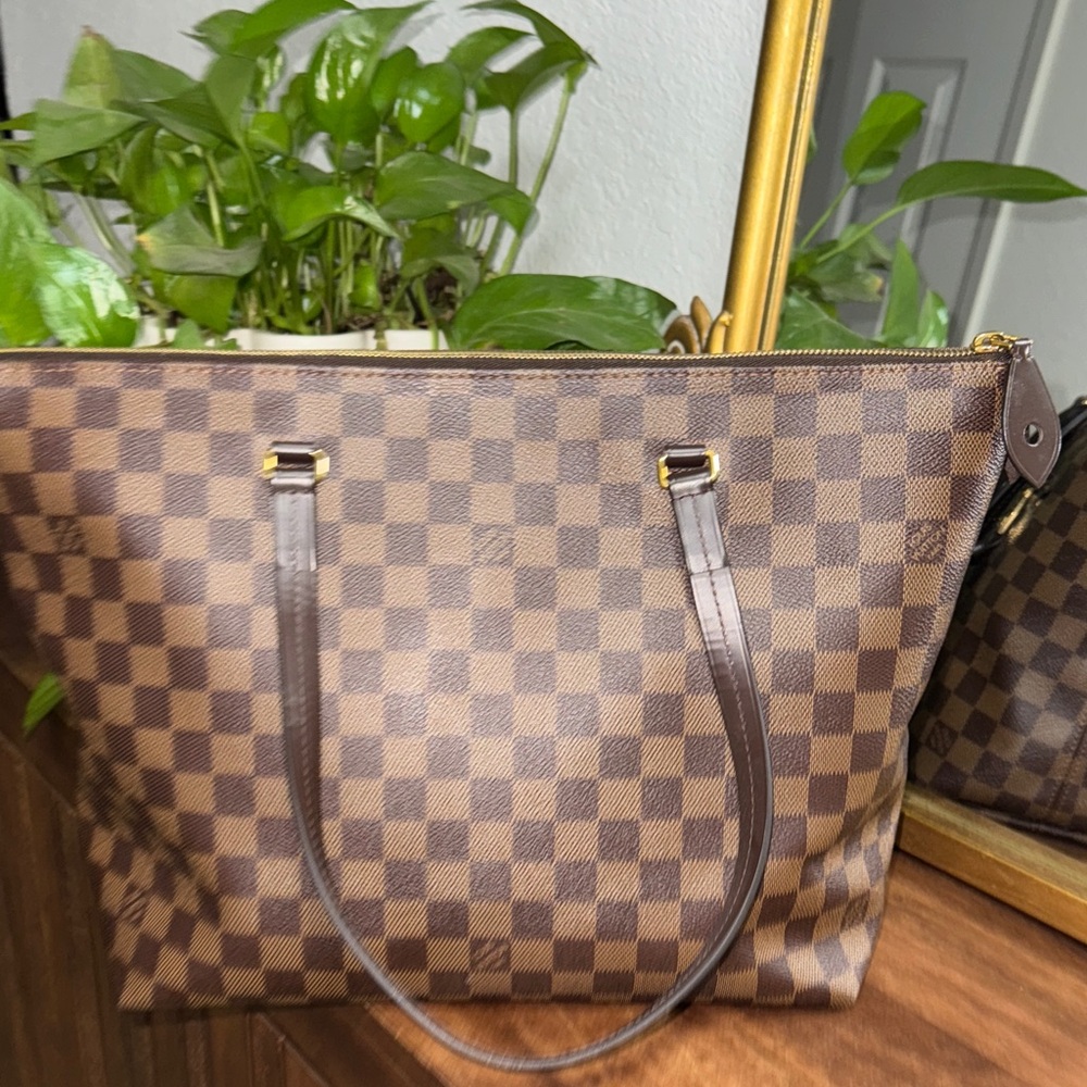 Louis Vuitton Damier Ebene Iena tote - Picture 5 of 11